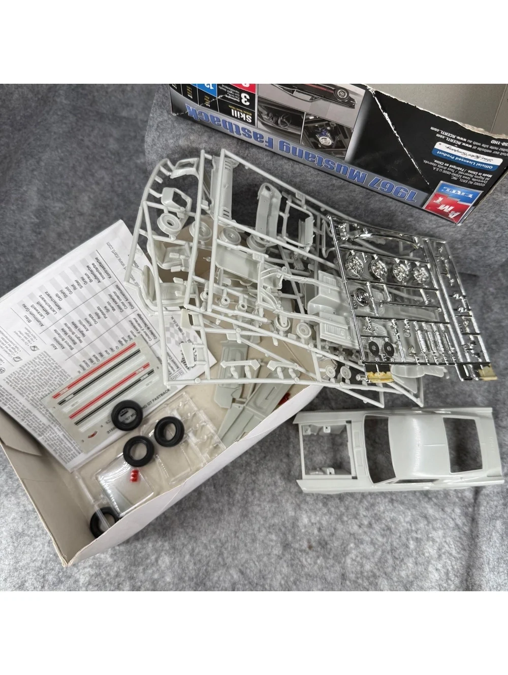 Vintage AMT/ERTL 1967 Mustang Fastback 1/25 Scale Model Kit #31550 310